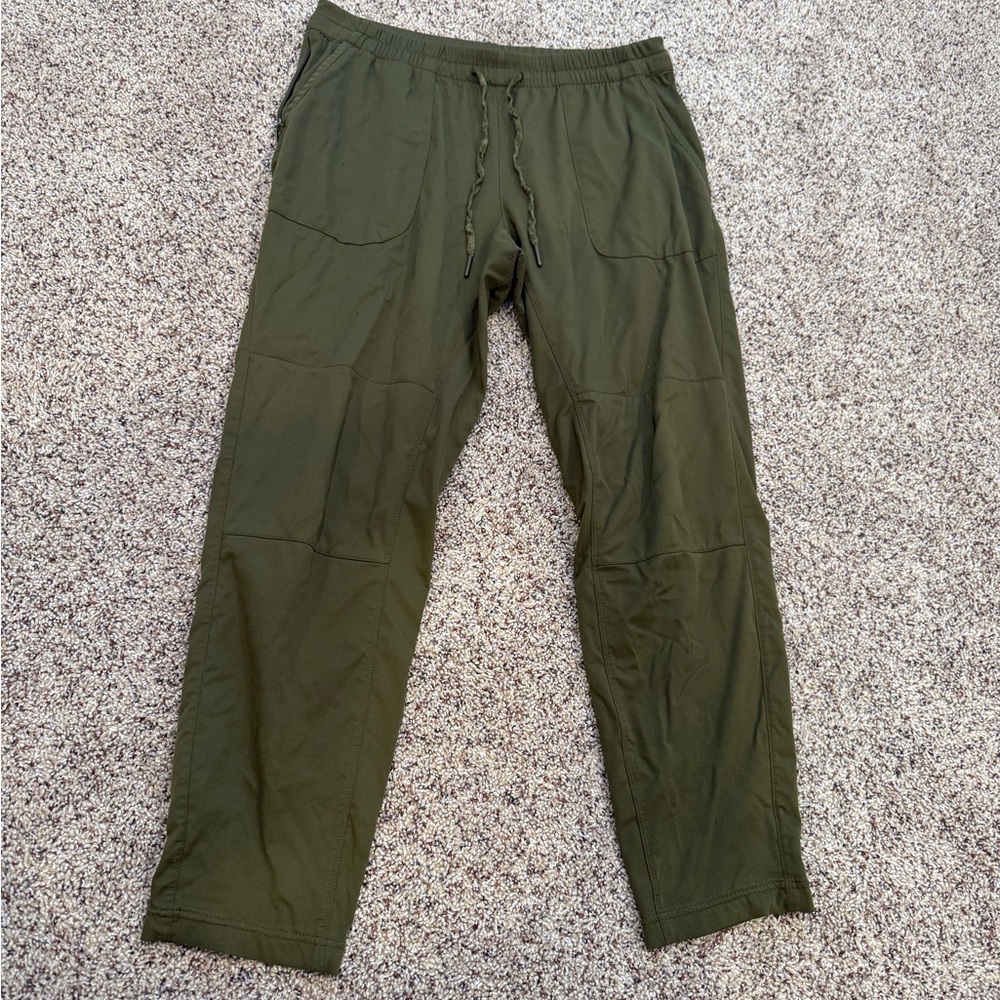 North Face cropped light weight pants